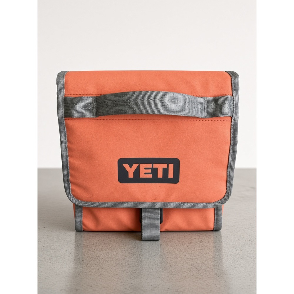 YETI Daytrip Insulated Lunch Bag Coral Limited Edition Color  Foldable Lunch Box